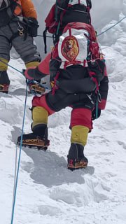 冰瀑雪崩损坏路线